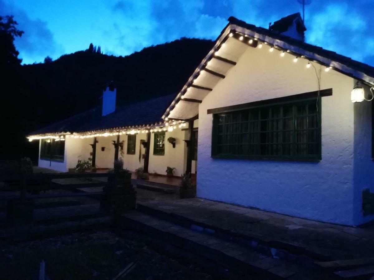Hostal San Nicolas Ubate Exterior photo