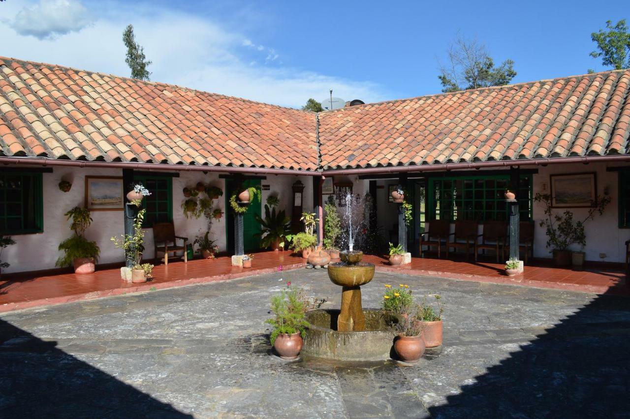 Hostal San Nicolas Ubate Exterior photo